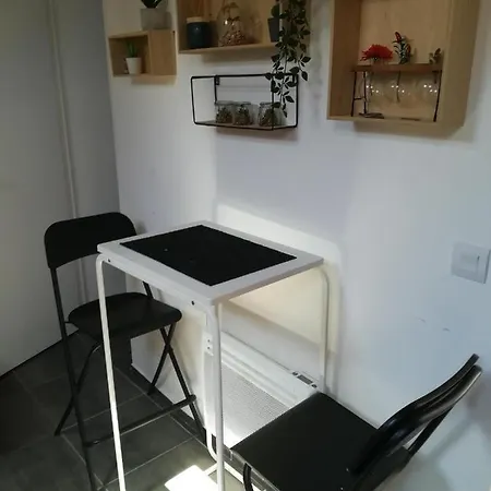 Cocon Sous Les Toits #tv-wifi#port# Golden Nest Apartment La Seyne-sur-Mer